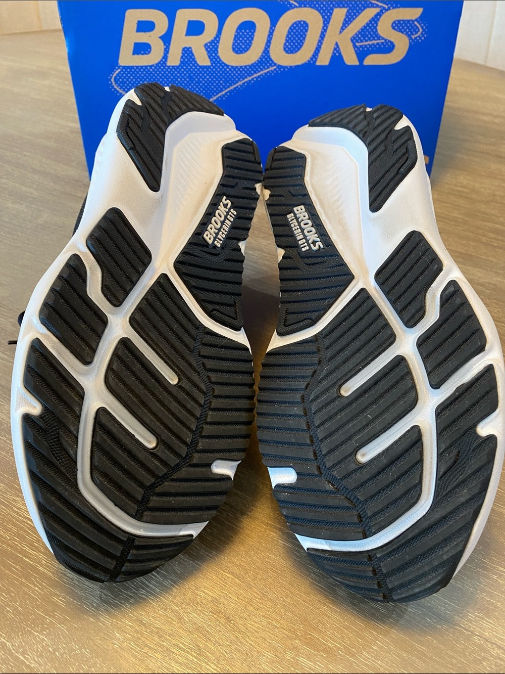 Brooks Glycerin GTS 23, Women 9 - Picture 8 of 11